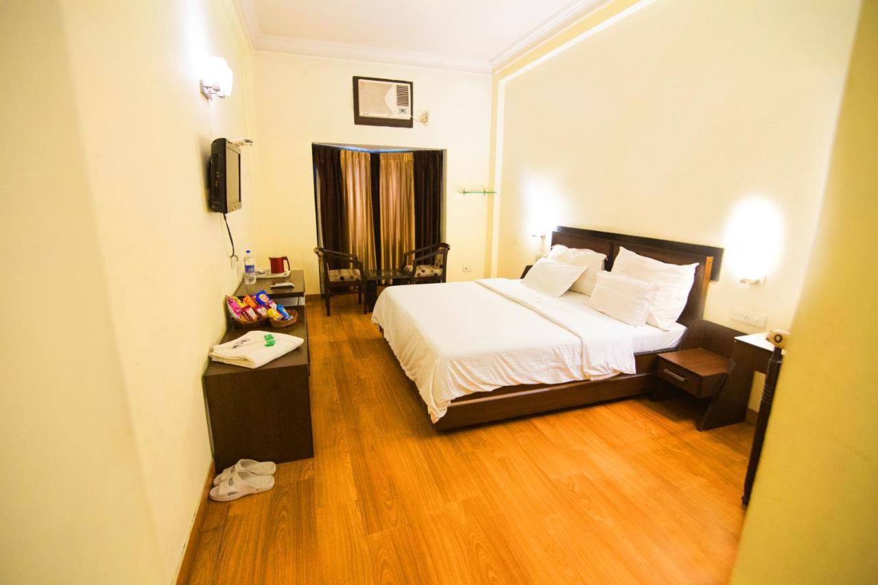 Hotel Hong Kong Inn Amritsar Exterior foto