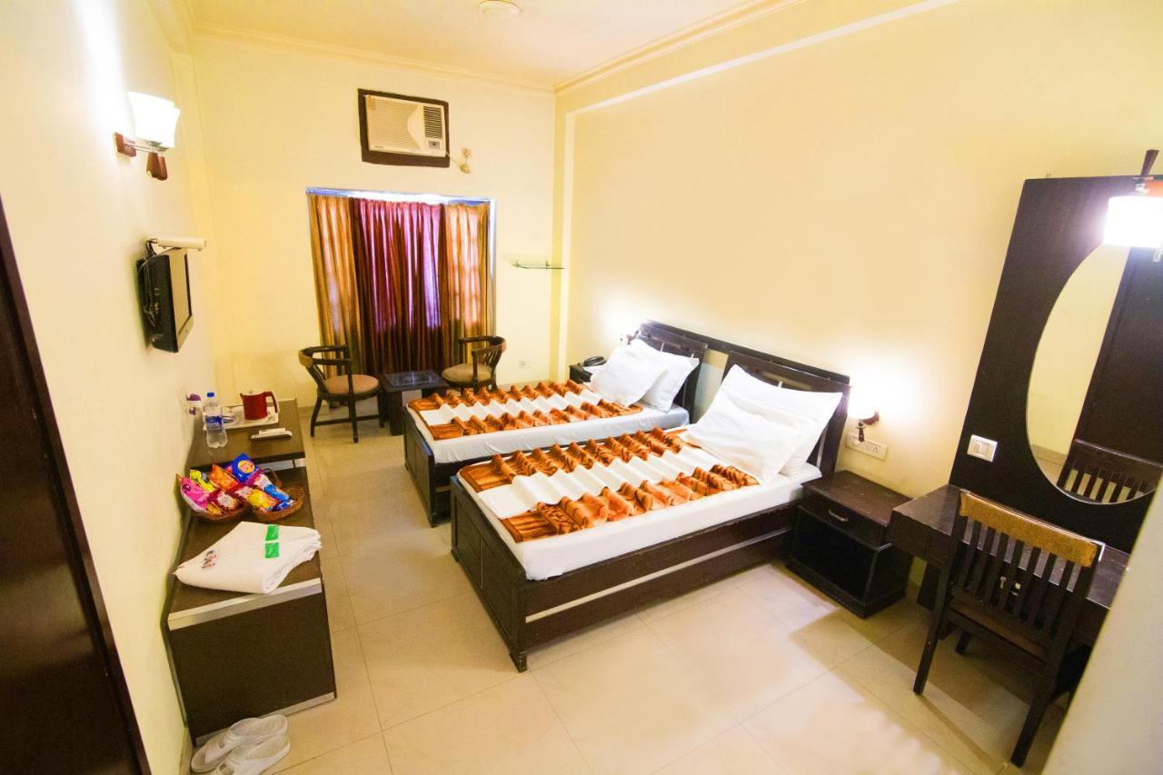 Hotel Hong Kong Inn Amritsar Exterior foto